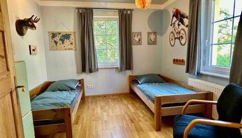 Top Wohnung in Stadtvilla mit Terrasse und Garten - Foto 5