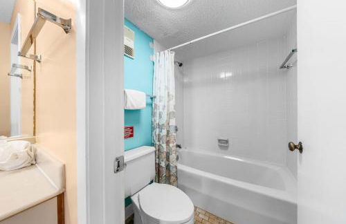 East-End PCB Condo with Gulf Views & Beach Access - Foto 25