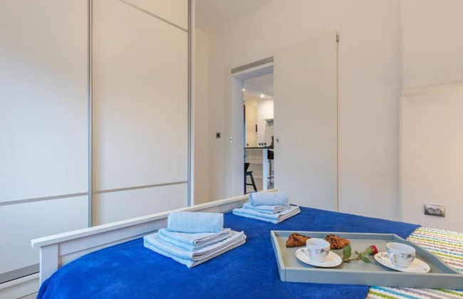 Pula Modern and Bright Apartments With Terrace and Garden - Photo 1