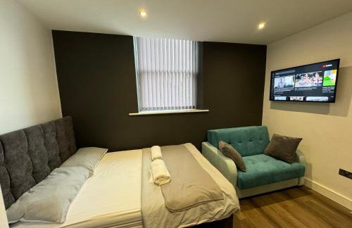 Southgate Luxury Apartments-Jaquzzi Bath-Private Parking- suitable for contractors - Foto 4