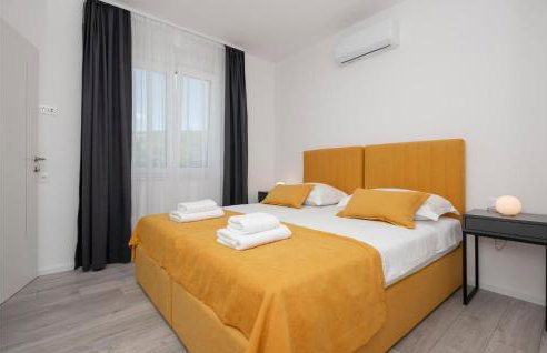 Cozy Home In Veliki Brocanac - Foto 36