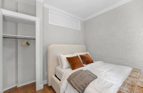 Gramercy Apartment - 3BR 2BA Modern Central - Foto 27