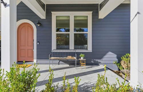 Design-Forward New Build 3BR2BA Seminole Heights - Foto 53