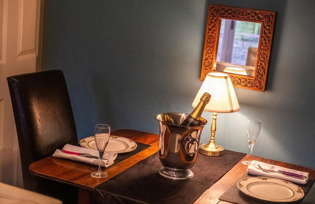 Charming Reigate Cottage Retreat - Foto 4