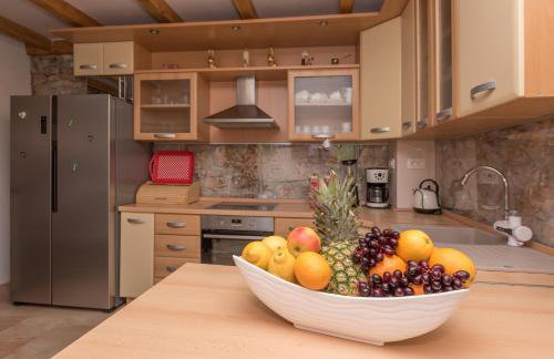 Holiday home Stipanovi Dvori with jacuzzi and pool - Foto 24