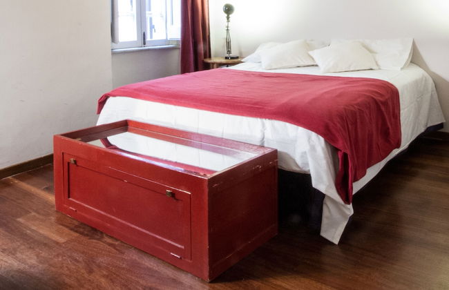 Spanish Steps Studio Apartment - Photo 2