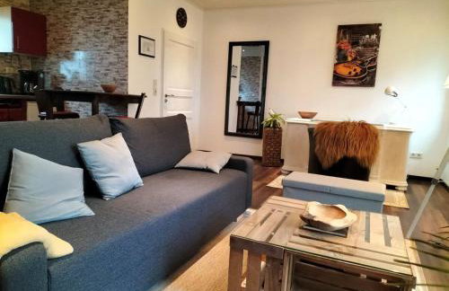 Kleine Landhaus-Wohnung im freistehenden Fachwerkhaus - Foto 7