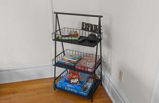 Lovely Historic Home in St Louis - JZ Vacation Rentals - Photo 17