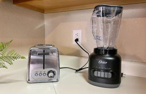 Peaceful West: 4BR Dusk Haven - Foto 57