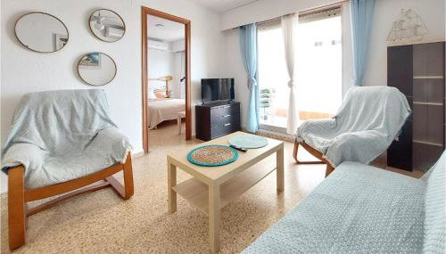 Beautiful Apartment In Grau I Platja - Foto 3