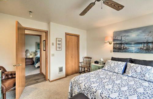 Pet-Friendly Ocean Park Home with Decks and View! - Foto 19