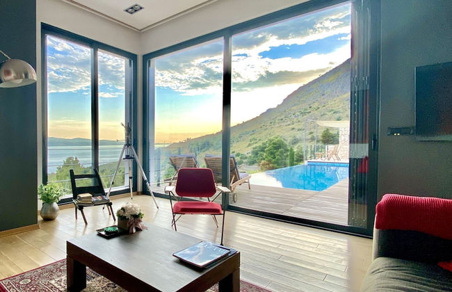 Villa Forte-the Exclusive Private Villa With Amazing sea View Located in Mimice - Photo 12