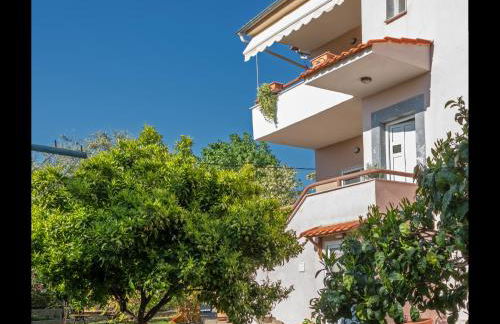 Omalia Apartment - Photo 43