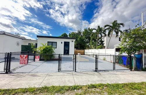 5 Star Feel in Miami Prime Location - Photo 7