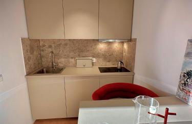 Stylisches See-Studio mit Badezugang & Garten - Photo 24