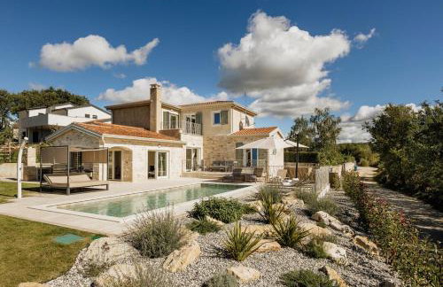 Villa Mila with private pool, BBQ and jacuzzi - Foto 1