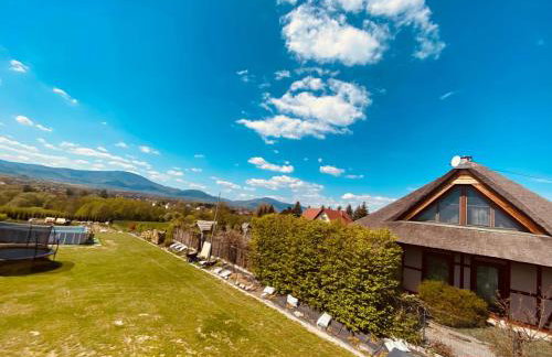 Chata pod strzechą w Beskidach - Foto 50