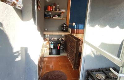 Charmosa e Aconchegante Edícula com Ar Condicionado - Foto 10