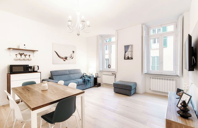 Pleasant Family Apt next to Lake Como - Photo 14