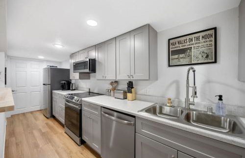 Beautiful Work Stay Retreat in Pueblo Near Downtown - Foto 7