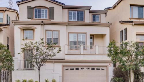 Serene and Spacipus 5BR Home In A Hill Near San Francisco - Photo 3