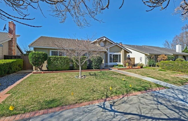 @ Marbella Lane - 4BR Home Away From Home Ldry - Foto 39