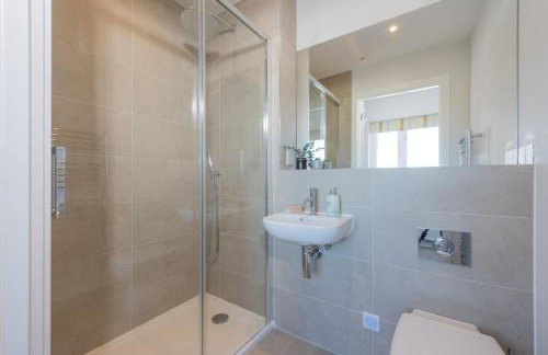 Wish You Were Here - Hot Tub - Free Parking & Free WiFi - Foto 17