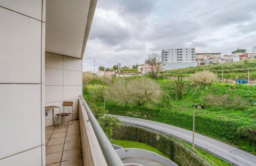 Elegant Riverfront Flat | Pool & Sports by Host Wise - Foto 11