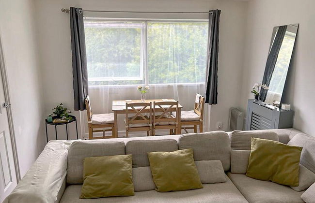 Charming 2-bed Apartment in Hemel Hempstead - Foto 8