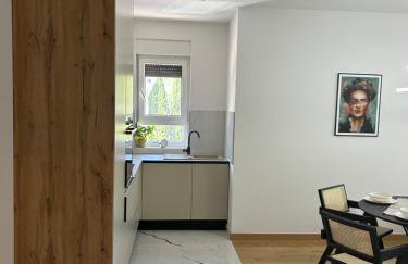 Apartment Marta - Photo 9