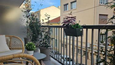 LE JACQUARD Appartement Type 2 proche des Halles - Foto 2