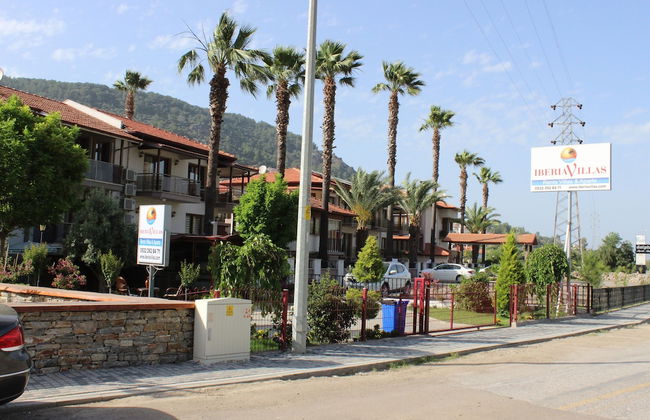 Iberia Villas - Photo 46