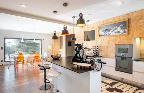 Les Muriers - Stunning wooden modern house - Photo 9