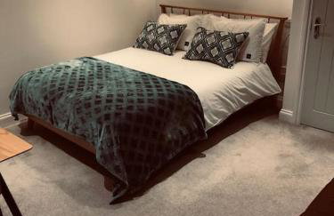 Hideaway between Coast and Moors in a beautiful Village apartment - Photo 4