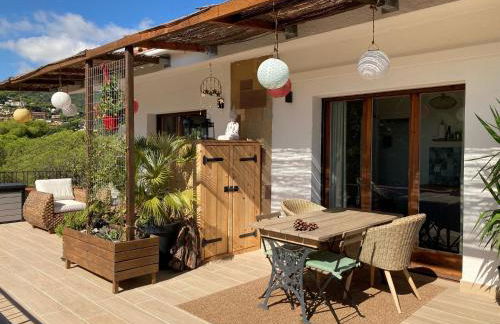 Cozy place, big roof terrace & spectacular views. - Foto 1