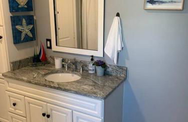 Spacious 5BR Beach House Vacation-walk to Scarborough! - Foto 16