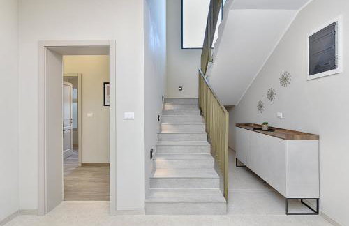 New VILLA TIHI OTOK near the beach - Photo 12