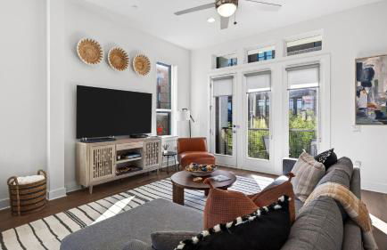 Rooftop Living in Central Austin Near UT Dining Music Concordia Retreat by AvantStay - Foto 1