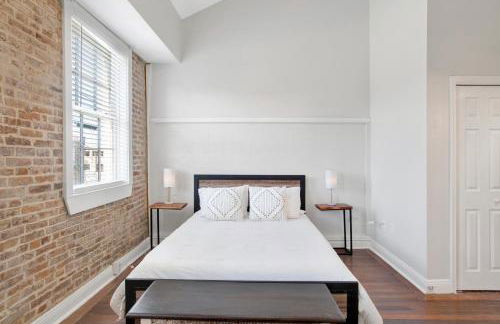 Stars on State in the Heart of Downtown Historic District - Foto 5