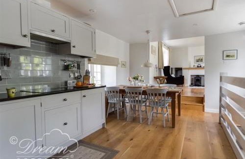 The Old Reading Room - Photo 9