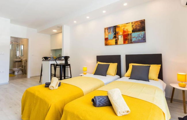 Spacious Two sis Apartments in Zadar With Terrace - Photo 13