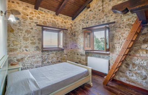 Nice Home In Montepaone - Photo 21