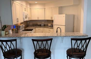 Coastal Retreat by the Bay - Foto 13