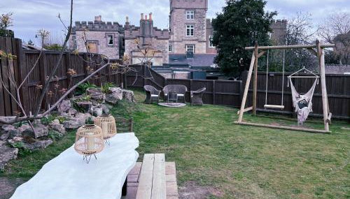 East Street Beach House - luxury living by the sea - Foto 4, Garden, Garden view