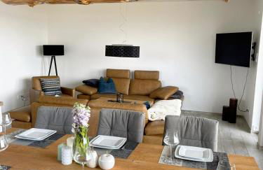 Exklusives Apartment mit Blick auf den See - Photo 1