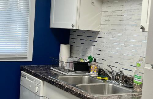 Beautiful downtown Anchorage 4 - Photo 14