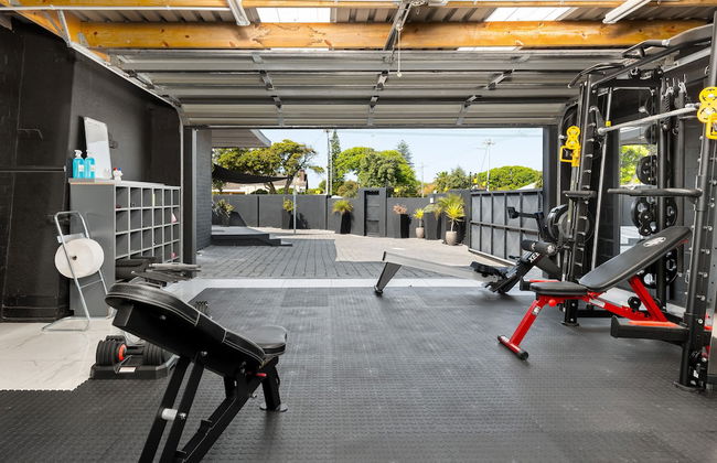 Luxury Oasis, Lifestyle Villa, Pool & Gym - Photo 39