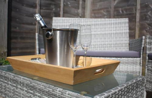 Little Whitehaven - One Bedroom House in Lymington - Free parking - Foto 12