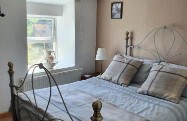 Wales' Highest Village - The Chartist Cottage - Trefil - Photo 24