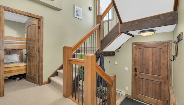 Snow Therapy Chalet Ski In Out & Hot Tub - Foto 2, Entrada interior